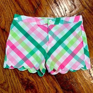 Crown and Ivy Adjustable Waist Plaid Scalloped Shorts- 5